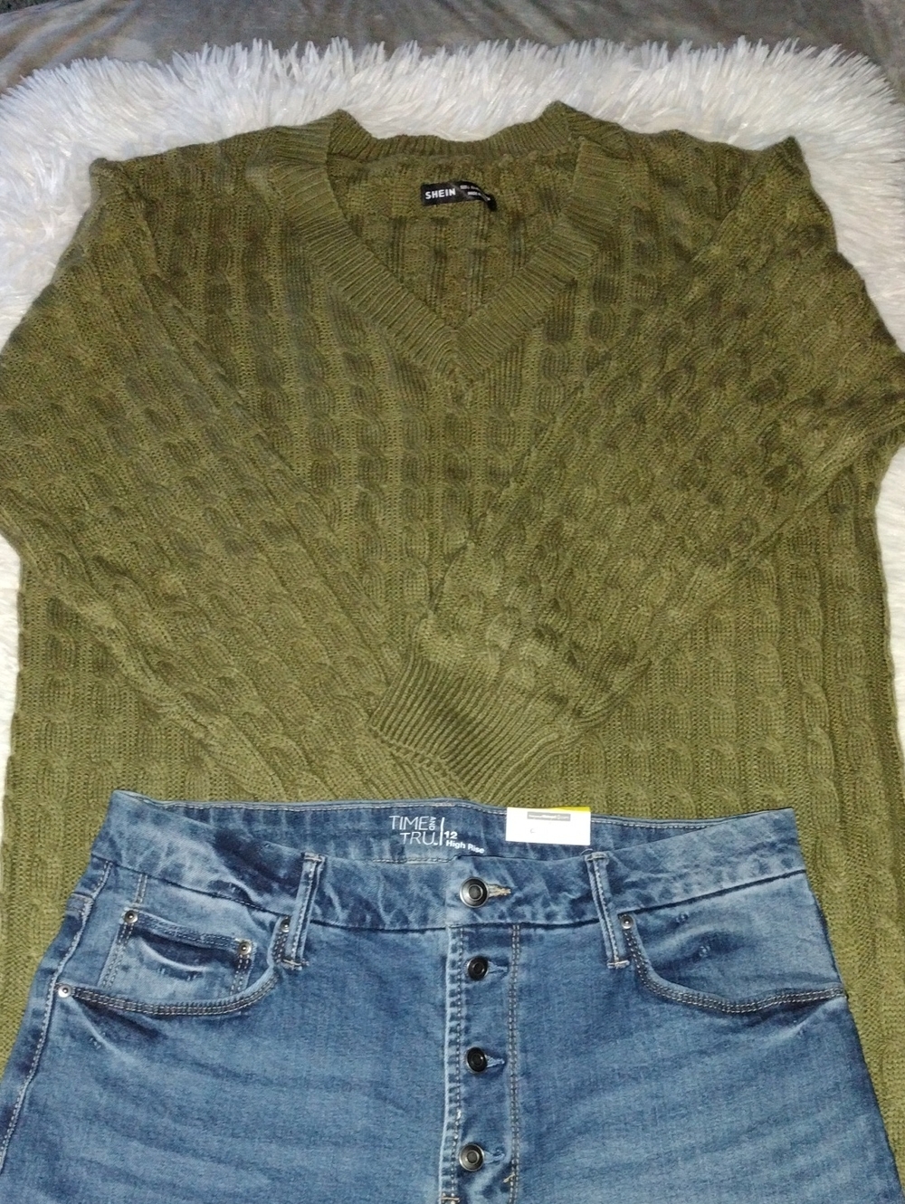 SHEIN Olive Cable Knit V-Neck Pullover Sweater And Time And True Jeans Set